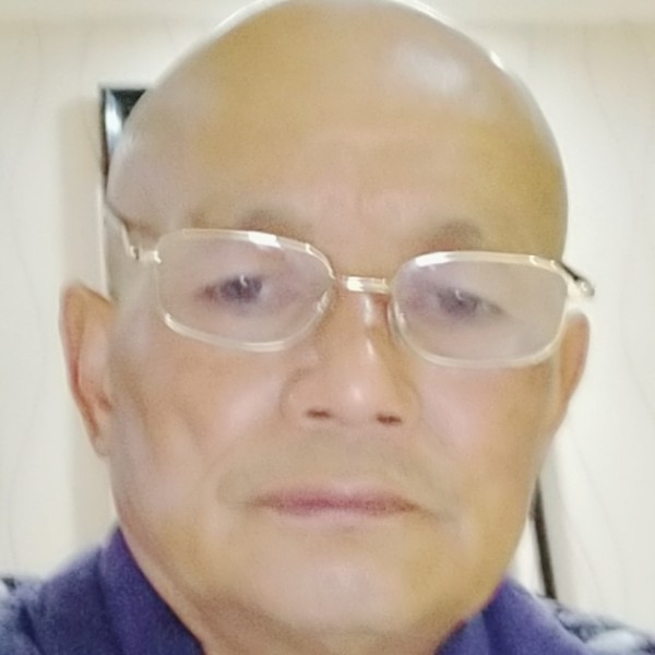 梅香飘飘的照片