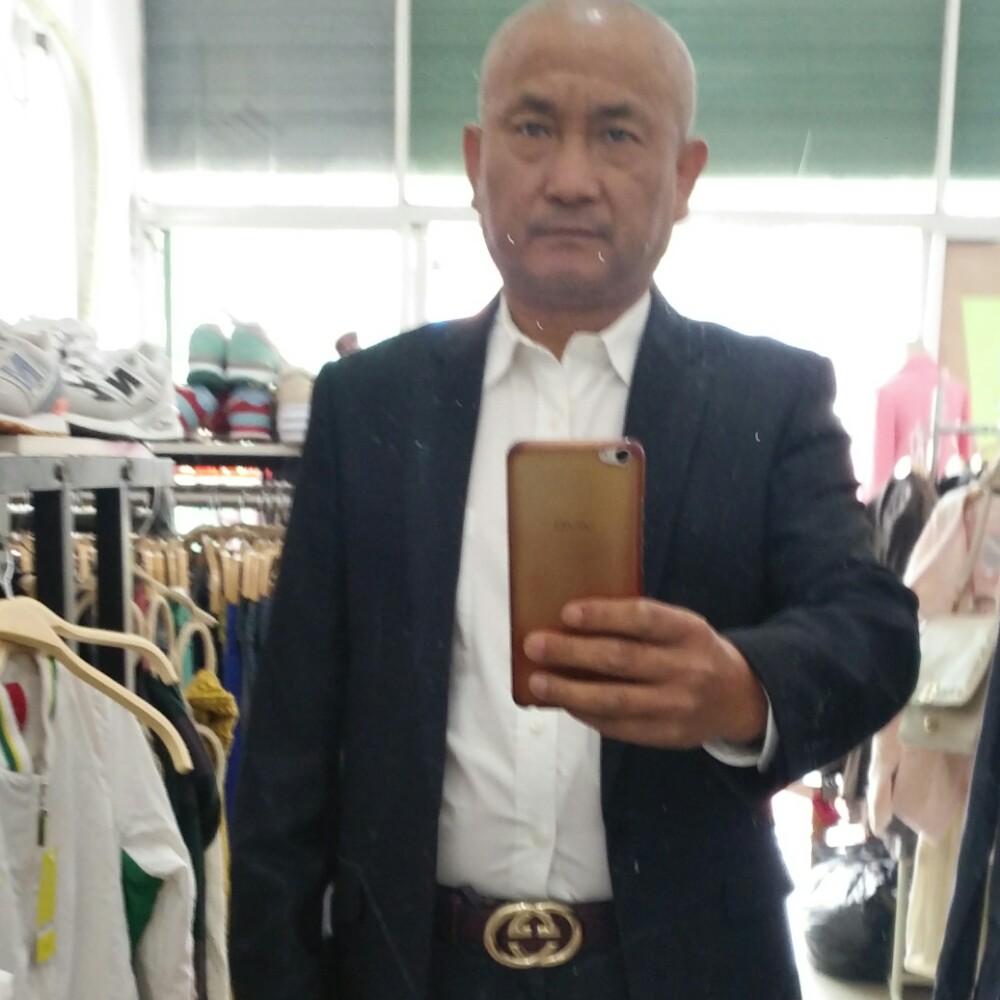 连队长的照片