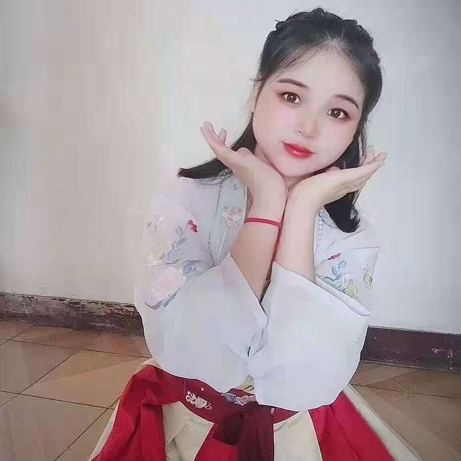 传统的小蜜蜂的照片