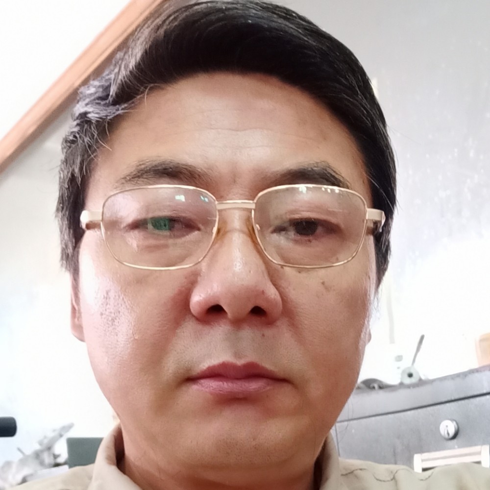 赵以连的照片