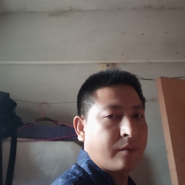 娇气愿高山的照片