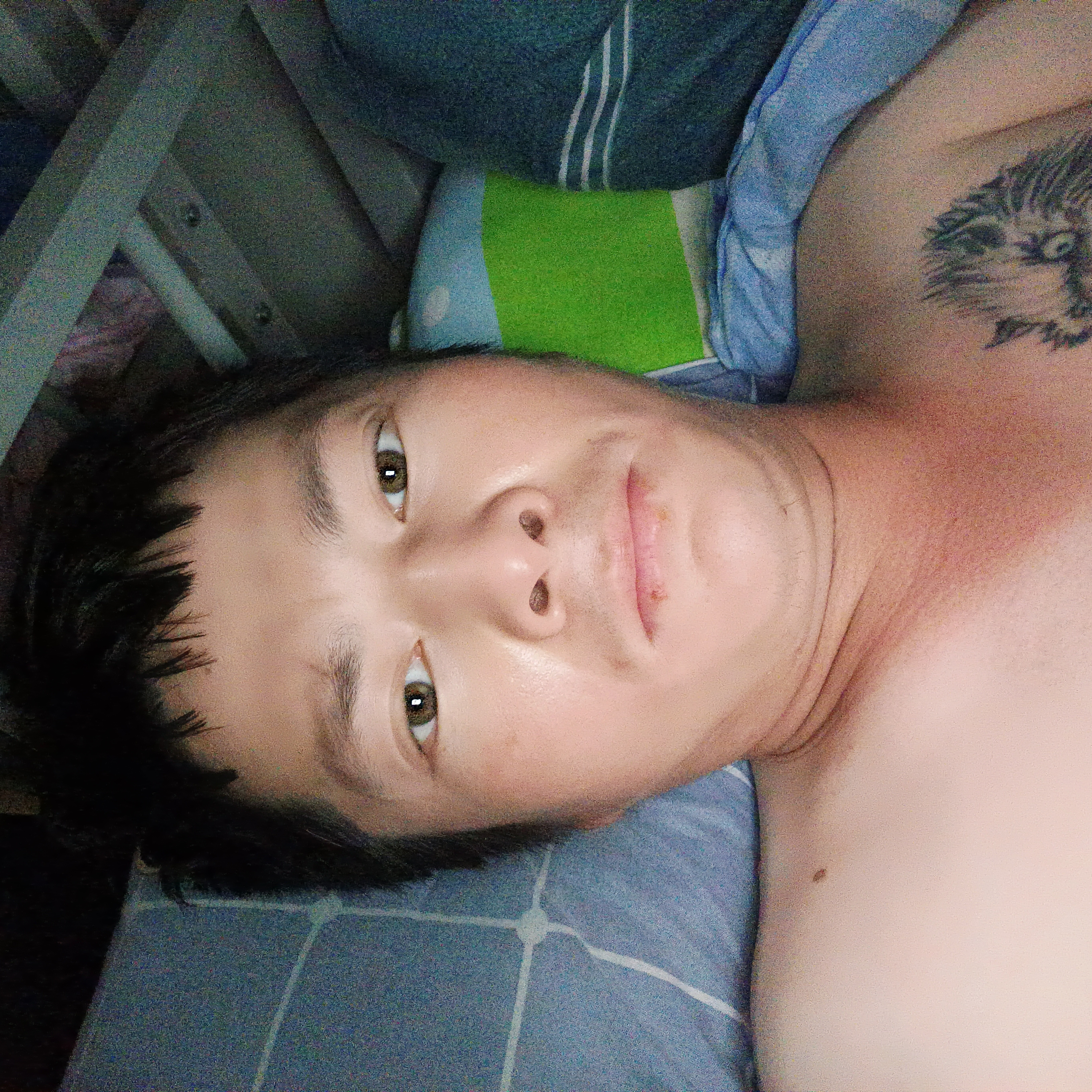 酷炫回眸浮光的照片