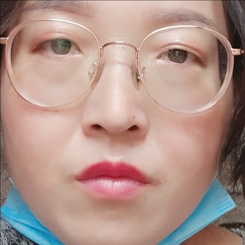 草莓請爱撒娇的照片