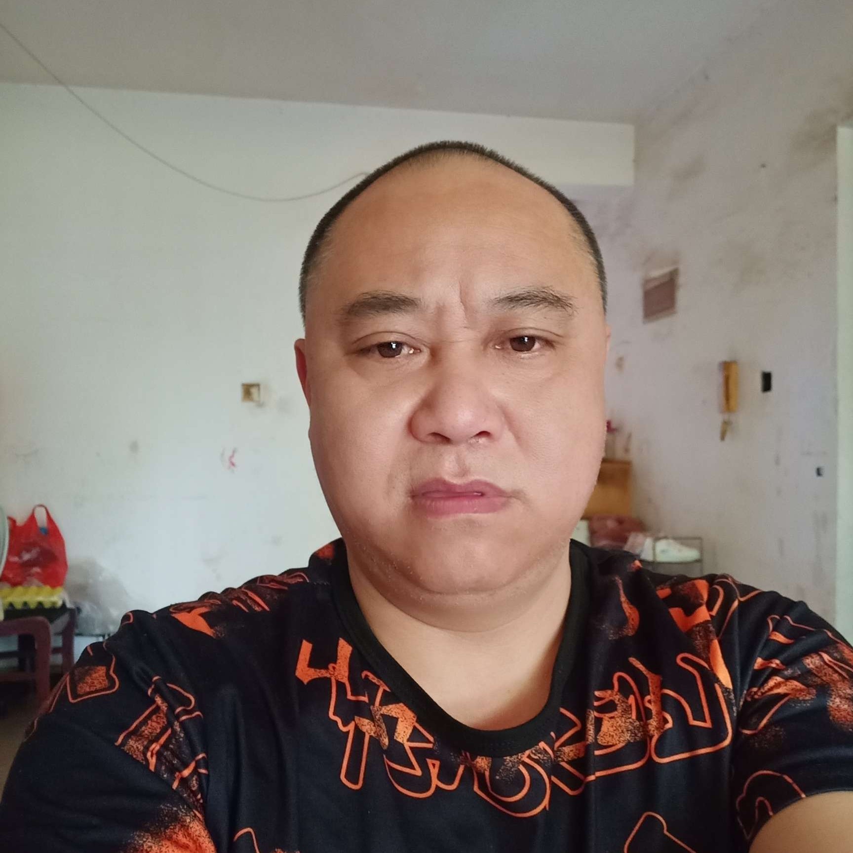 殷勤用暖光的照片