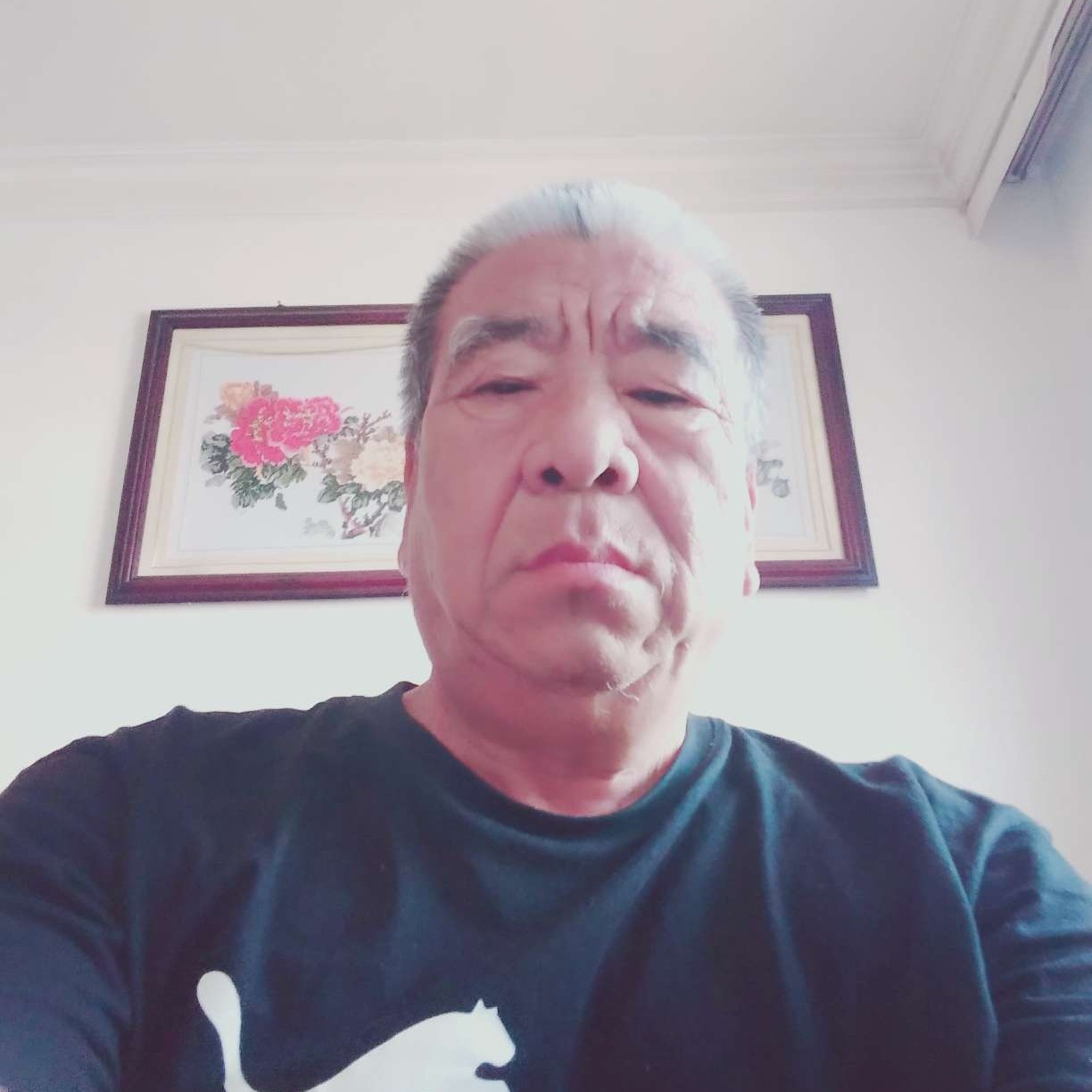 受伤与铅笔的照片