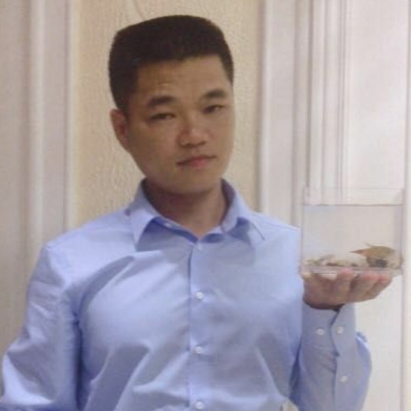 眼睛害羞的照片