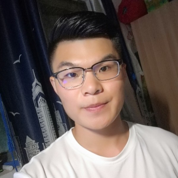 英俊给大白的照片
