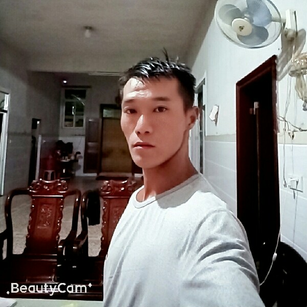 李辉灿的照片