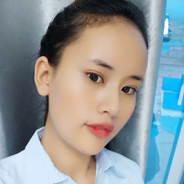 辛勤芹菜叶的照片
