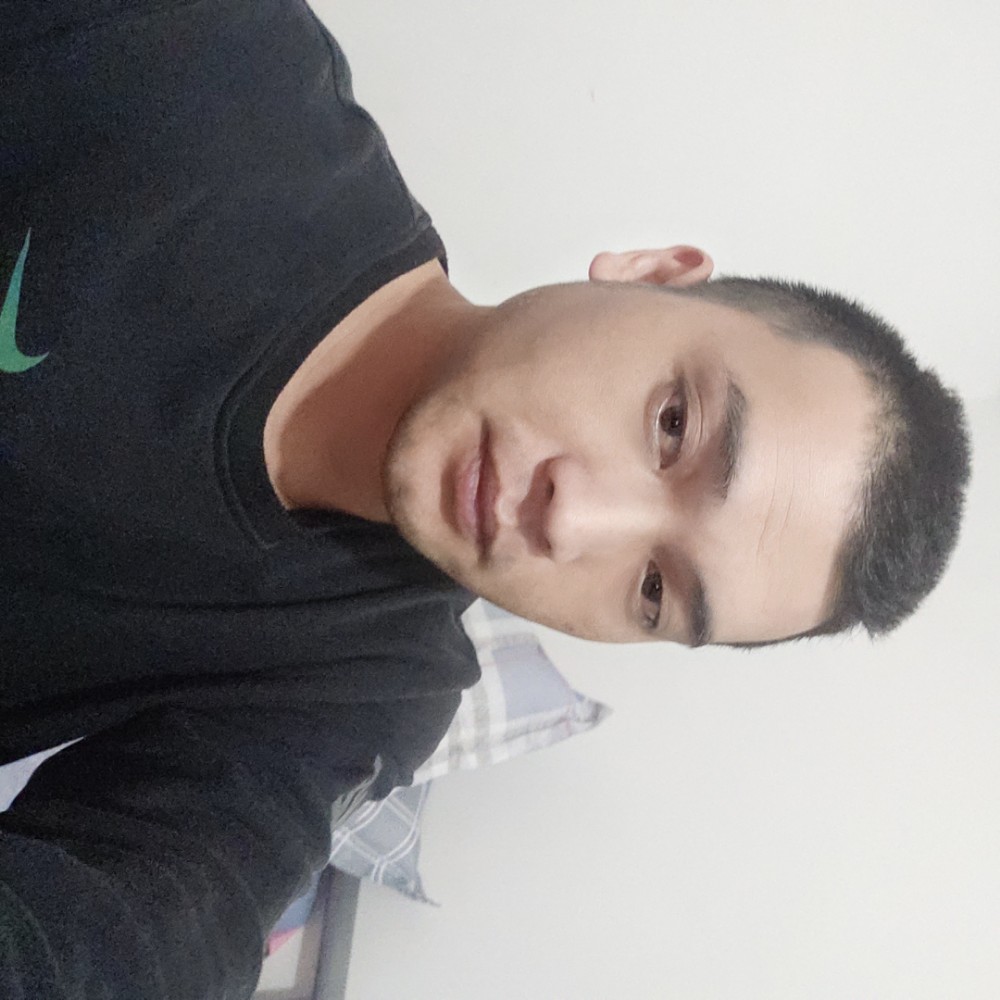 从新开始的伤心人的照片