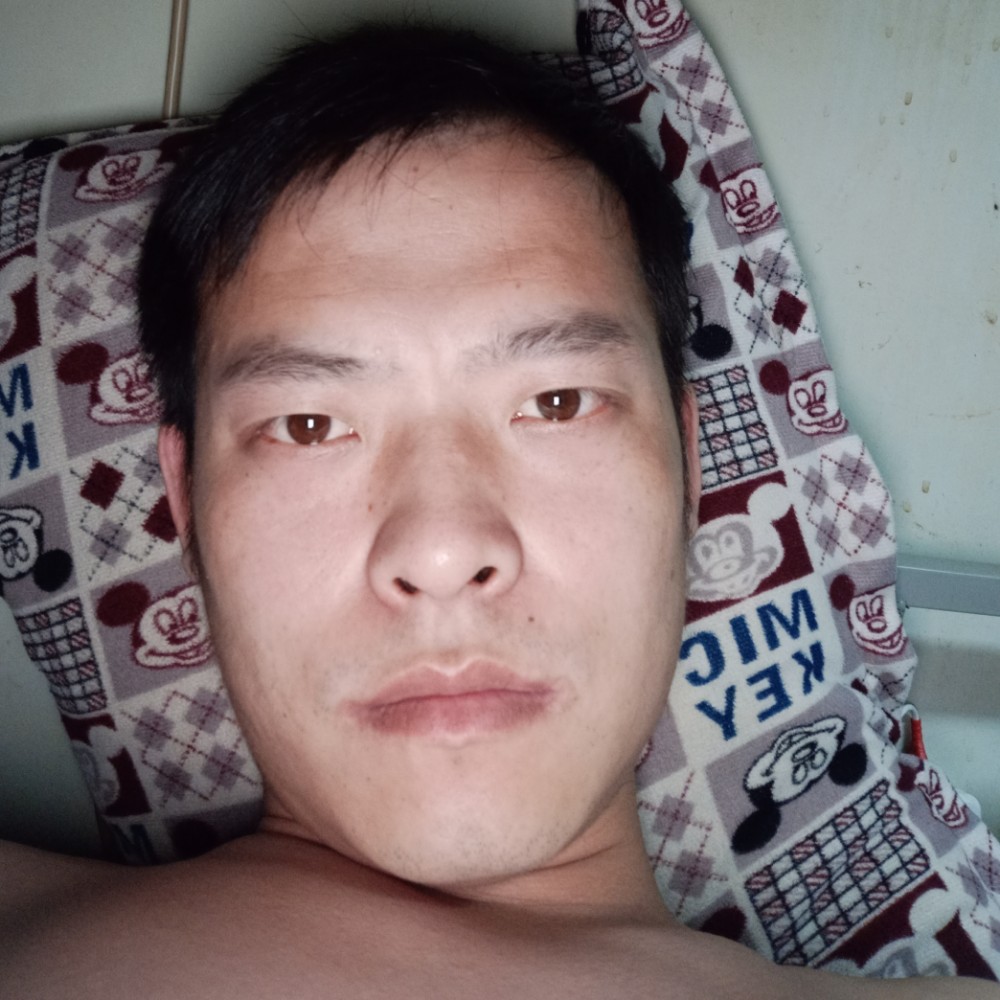 十字路口西的照片