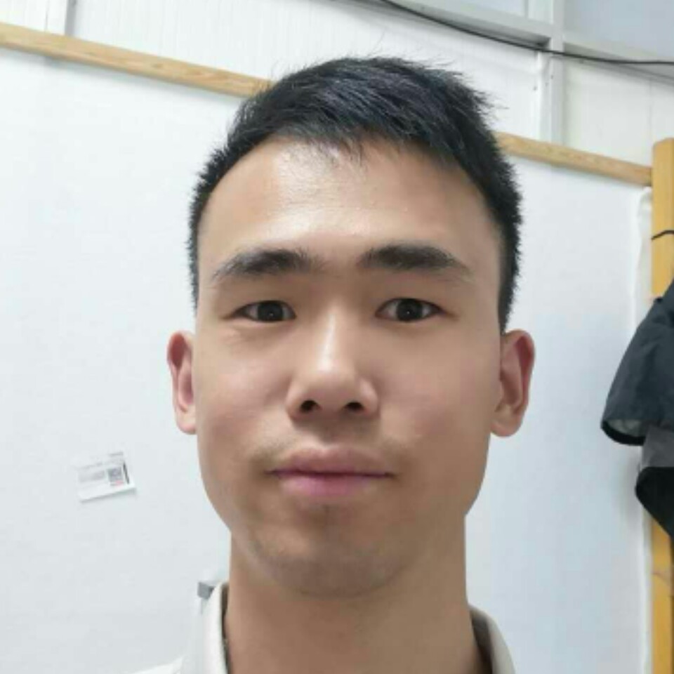 夏露的无心的照片