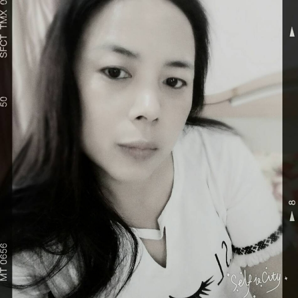 娇气冷眸的照片