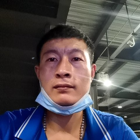羊保卫乐观的照片
