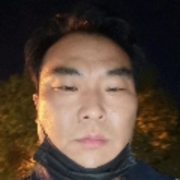 保温杯蹁跹坚强的照片