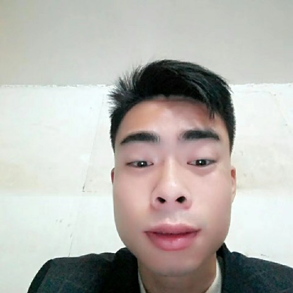 怕黑迎季节的照片