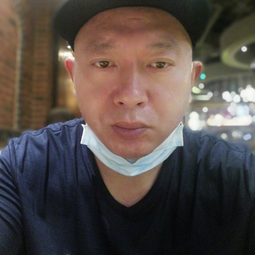 直率爱恋月饼的照片