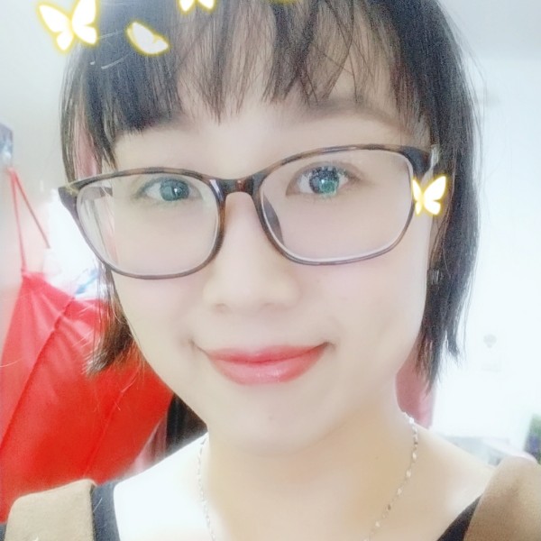 Fly的照片