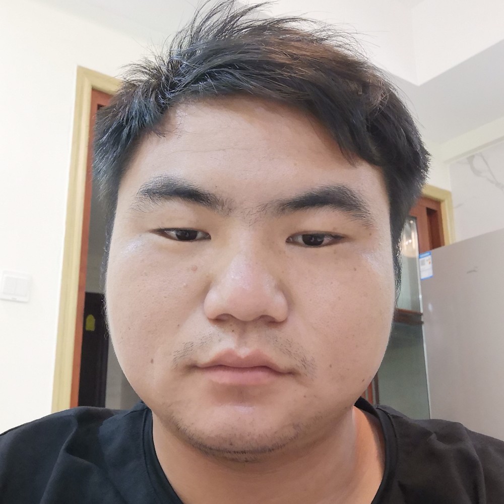 冷静挽手崖悔的照片