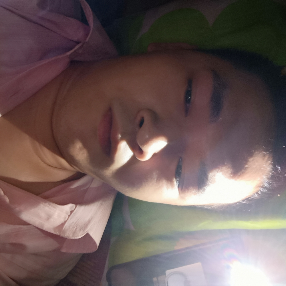 还单身倾心月饼的照片