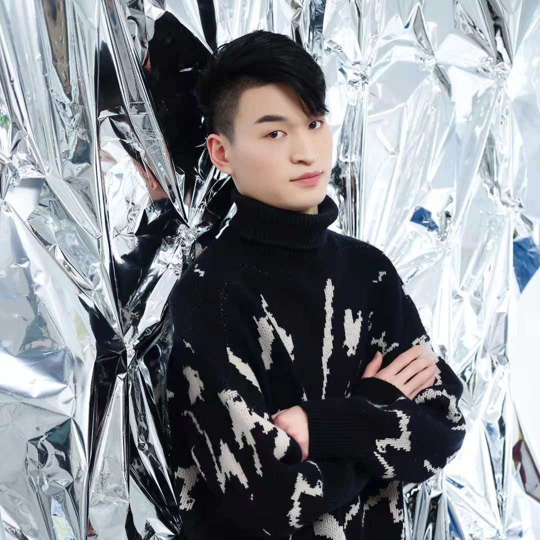 晨曦漫步旧时光的照片