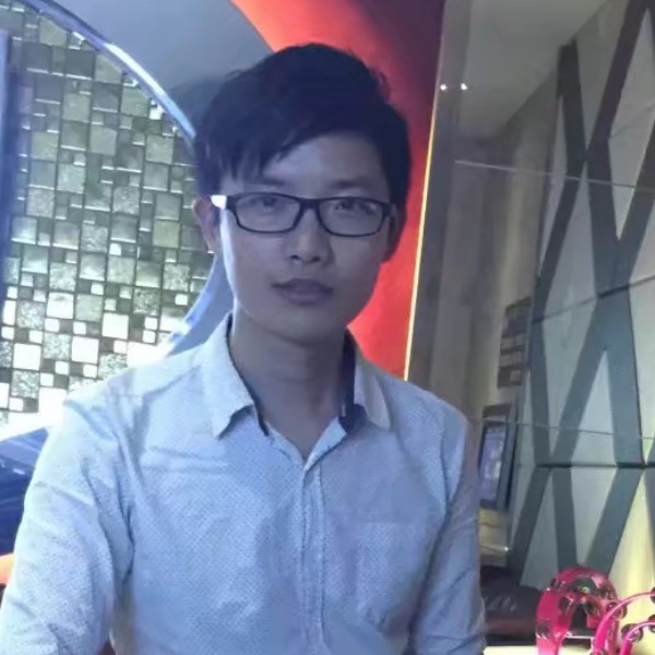 路人丁00的照片
