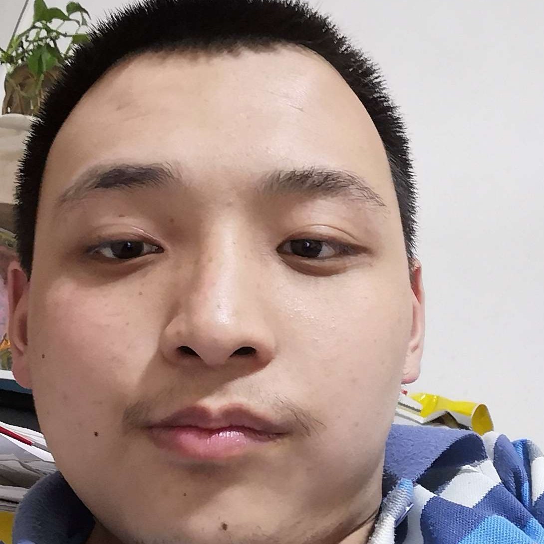 浅唱踢数据线的照片