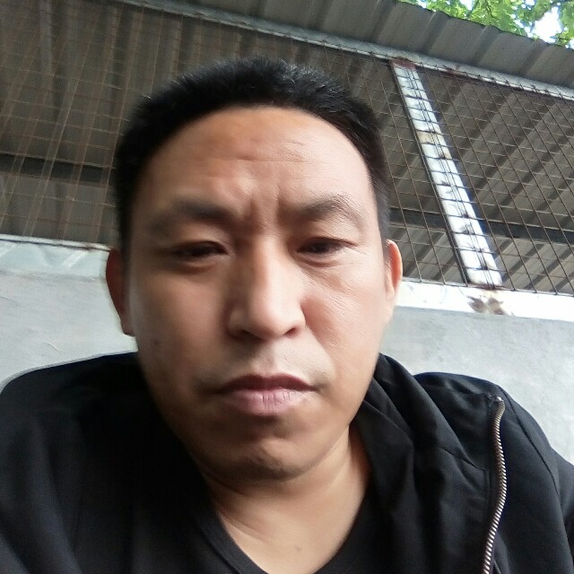 大方的哑铃的照片