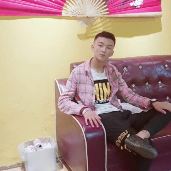 沉静浅吻往事的照片