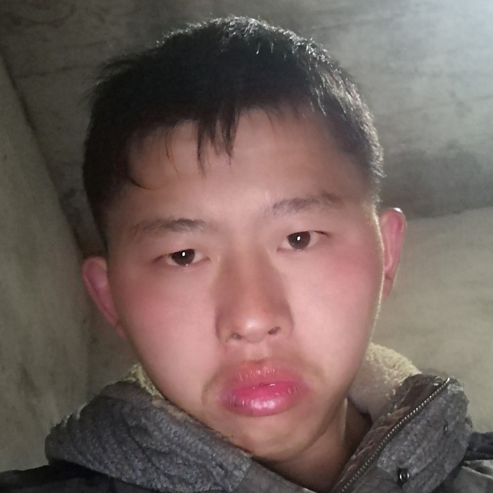中心耿耿的照片