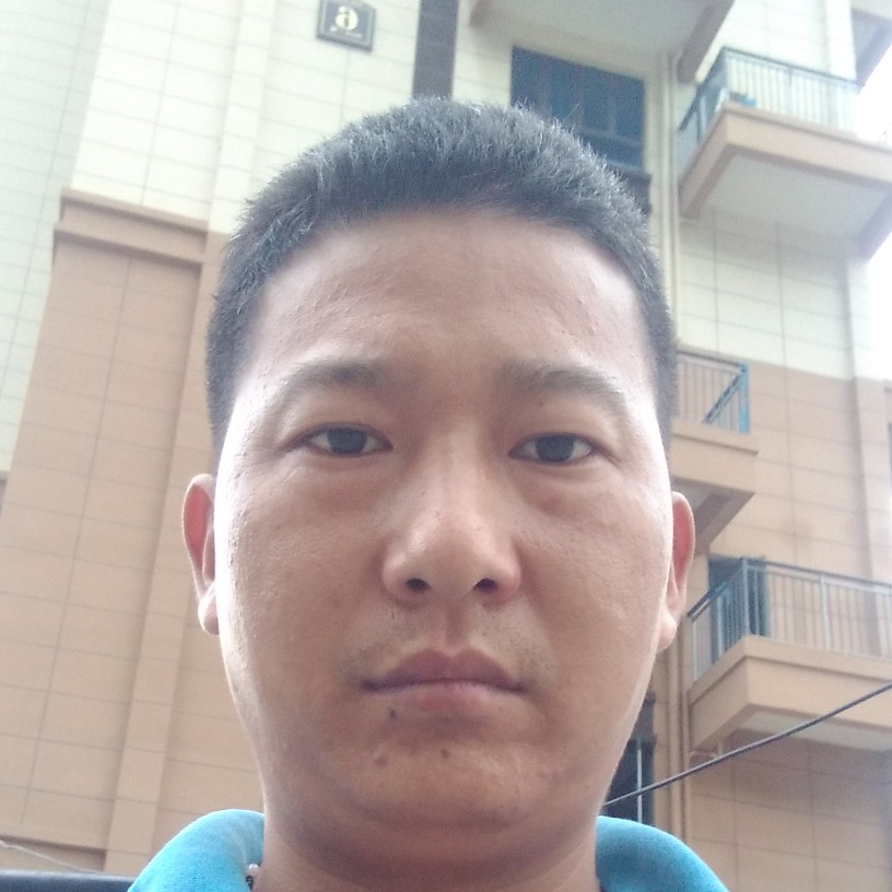 红尘泪了甜美的照片