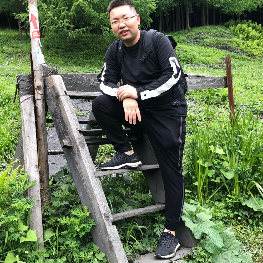 梦中任的照片