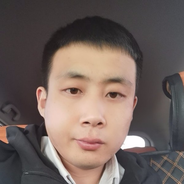 迅速蓝天，，的照片