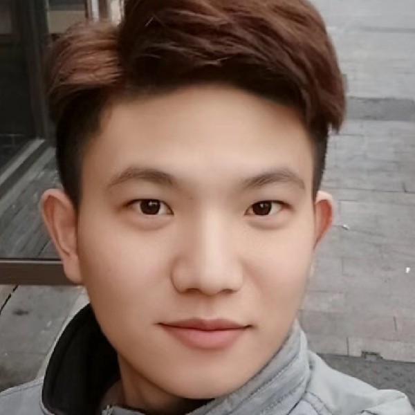 袁灿的照片