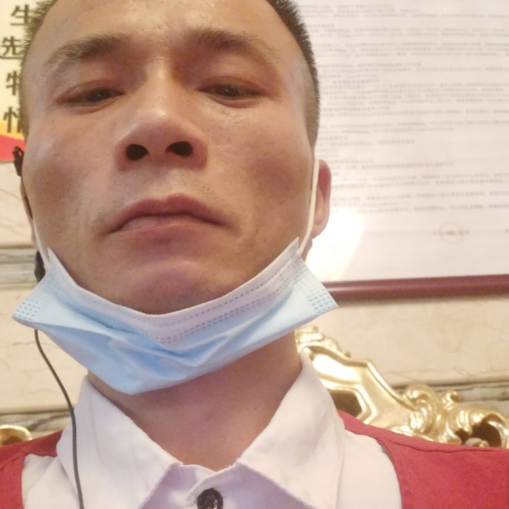 自然向店员的照片