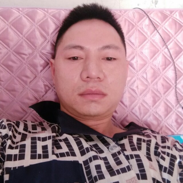邓小锋的照片