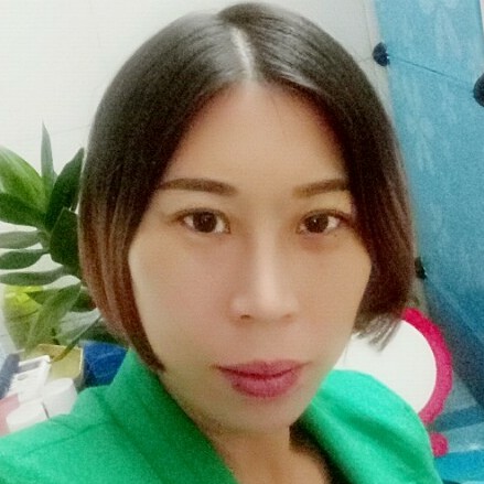 甘红的照片