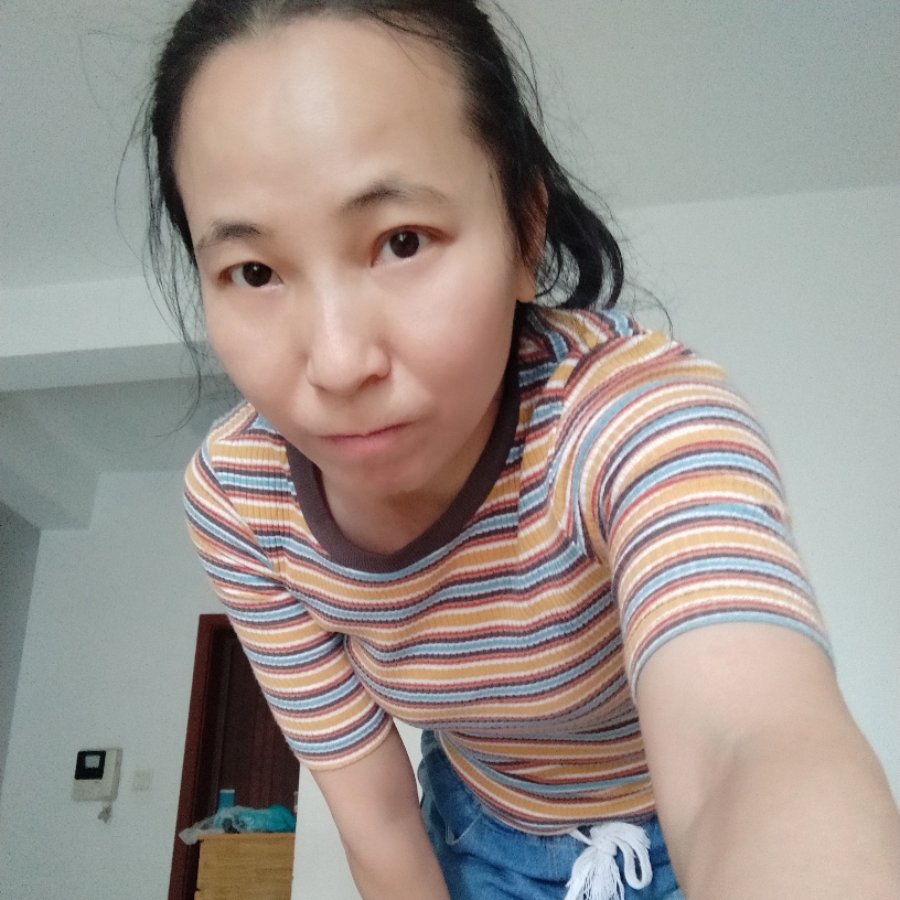 蓝天愿发嗲的照片