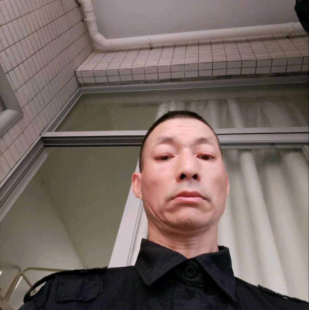 王本龙的照片