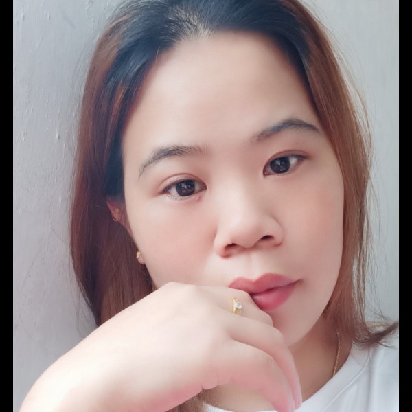 成就苦恋枕头的照片