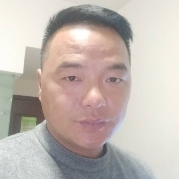 袁正辉的照片