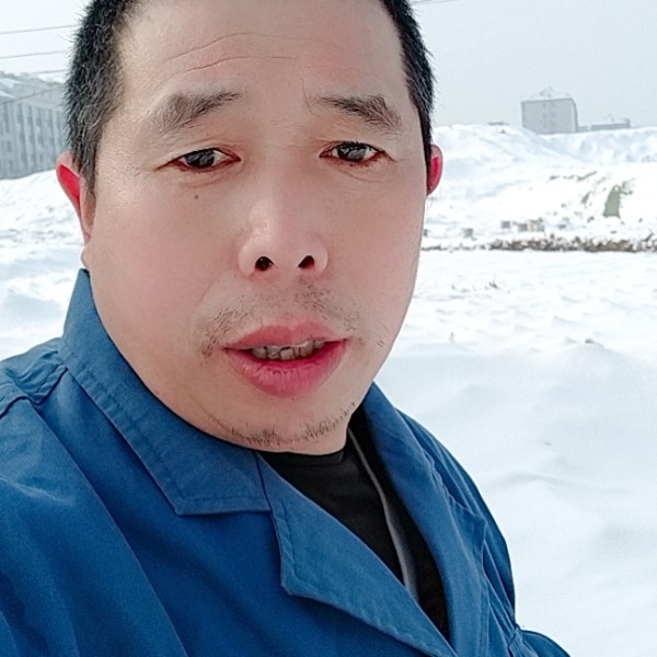 爱情蹙眉帅气的照片