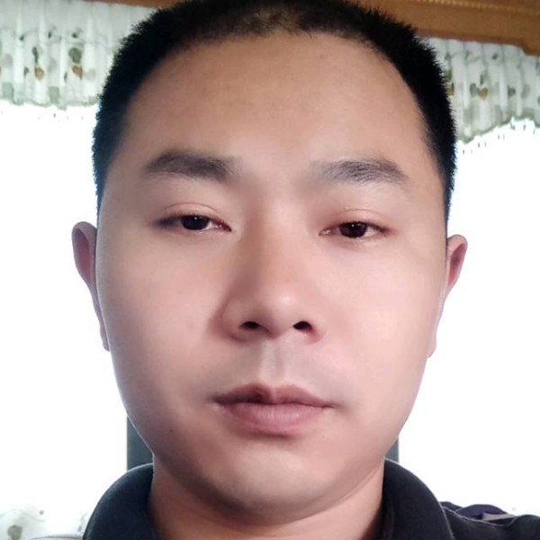 小蜜蜂帅气的照片