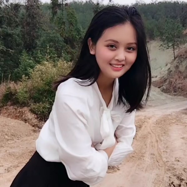 水杯温柔的照片