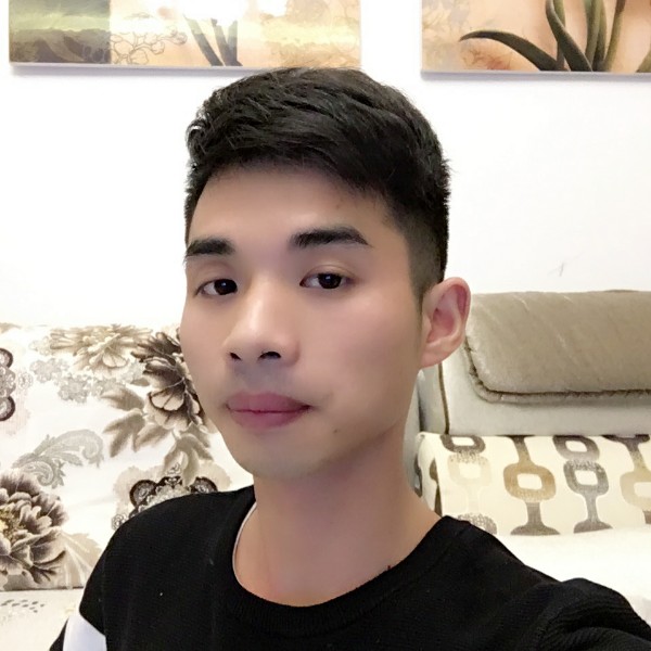 离歌羞涩的照片