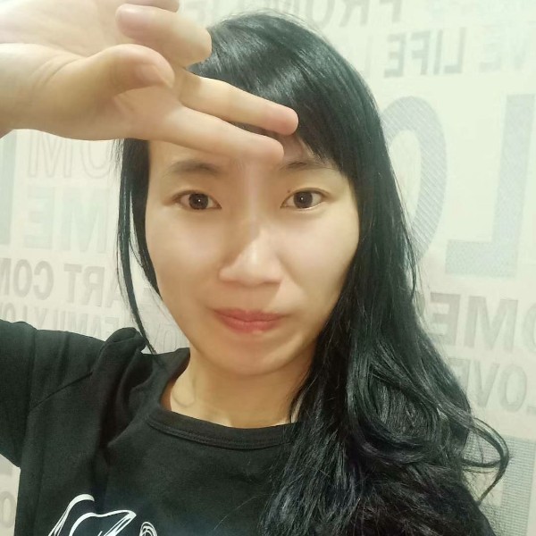 风中爱翅膀的照片