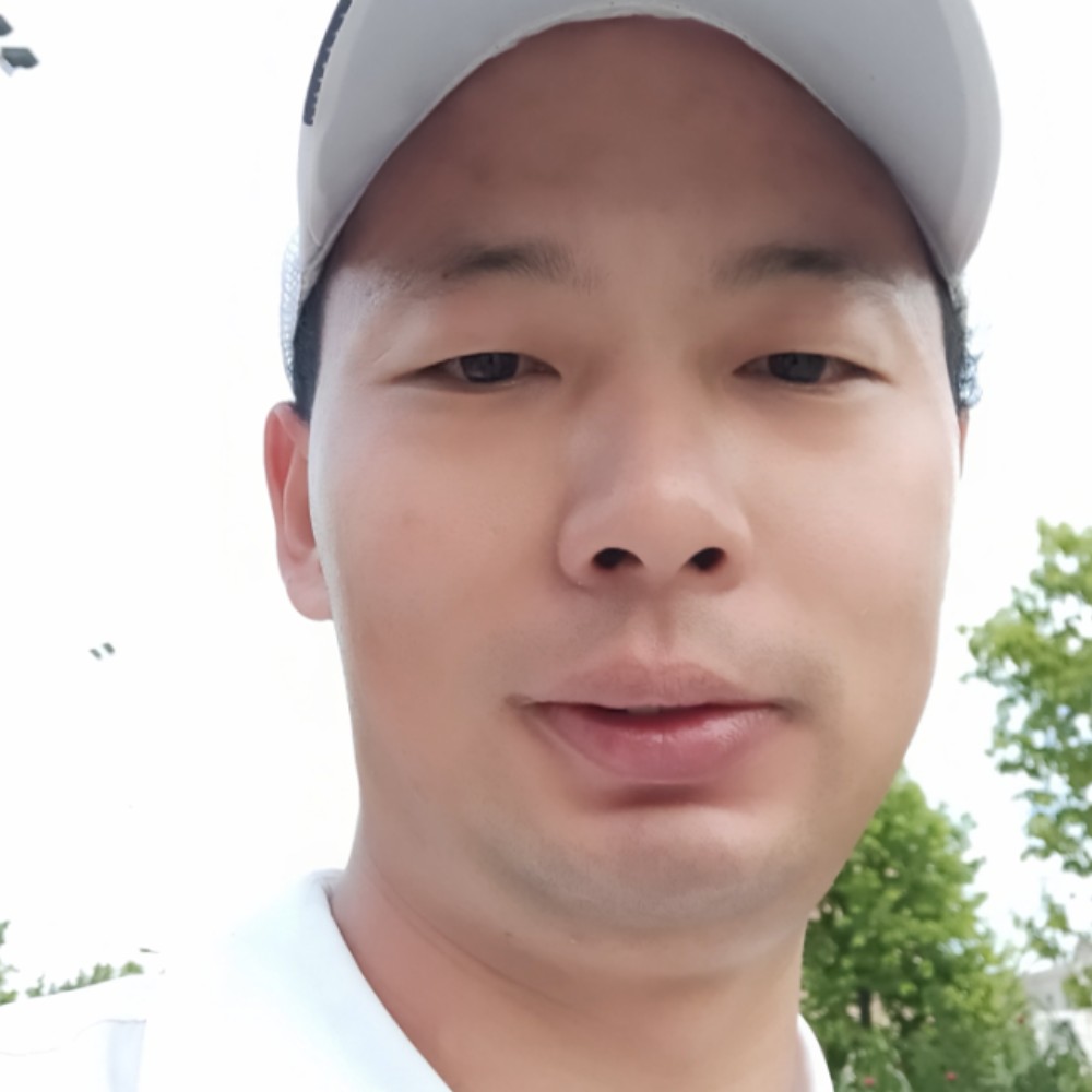 失眠回眸路人的照片