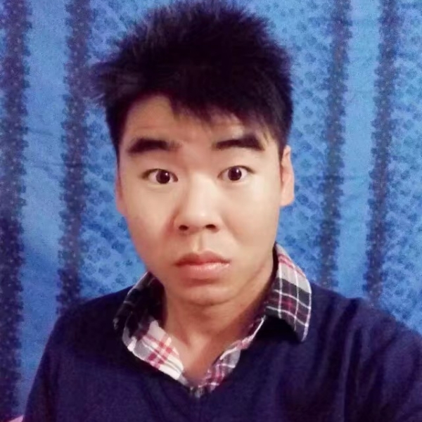 六弦舞动的指间的照片