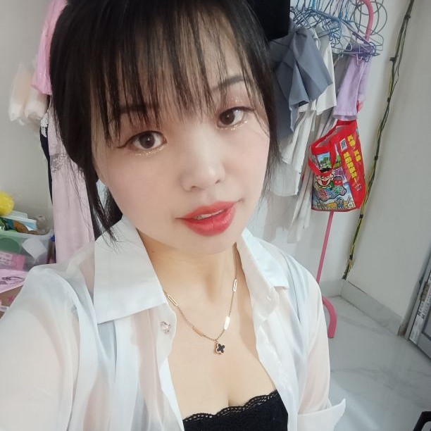 好大一根黄瓜的照片
