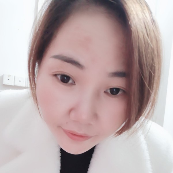 勤奋爱恋微笑的照片